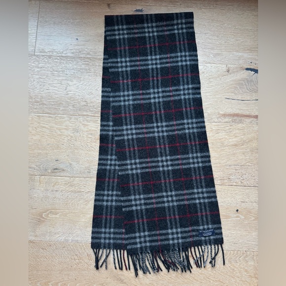 Burberry NoVa Check Black/Red thick lambwool Authentic Scarf exellent pricefirm! - Picture 1 of 5